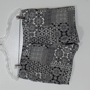Artisan NY Black & White Floral Abstract Cotton Shorts Size 6